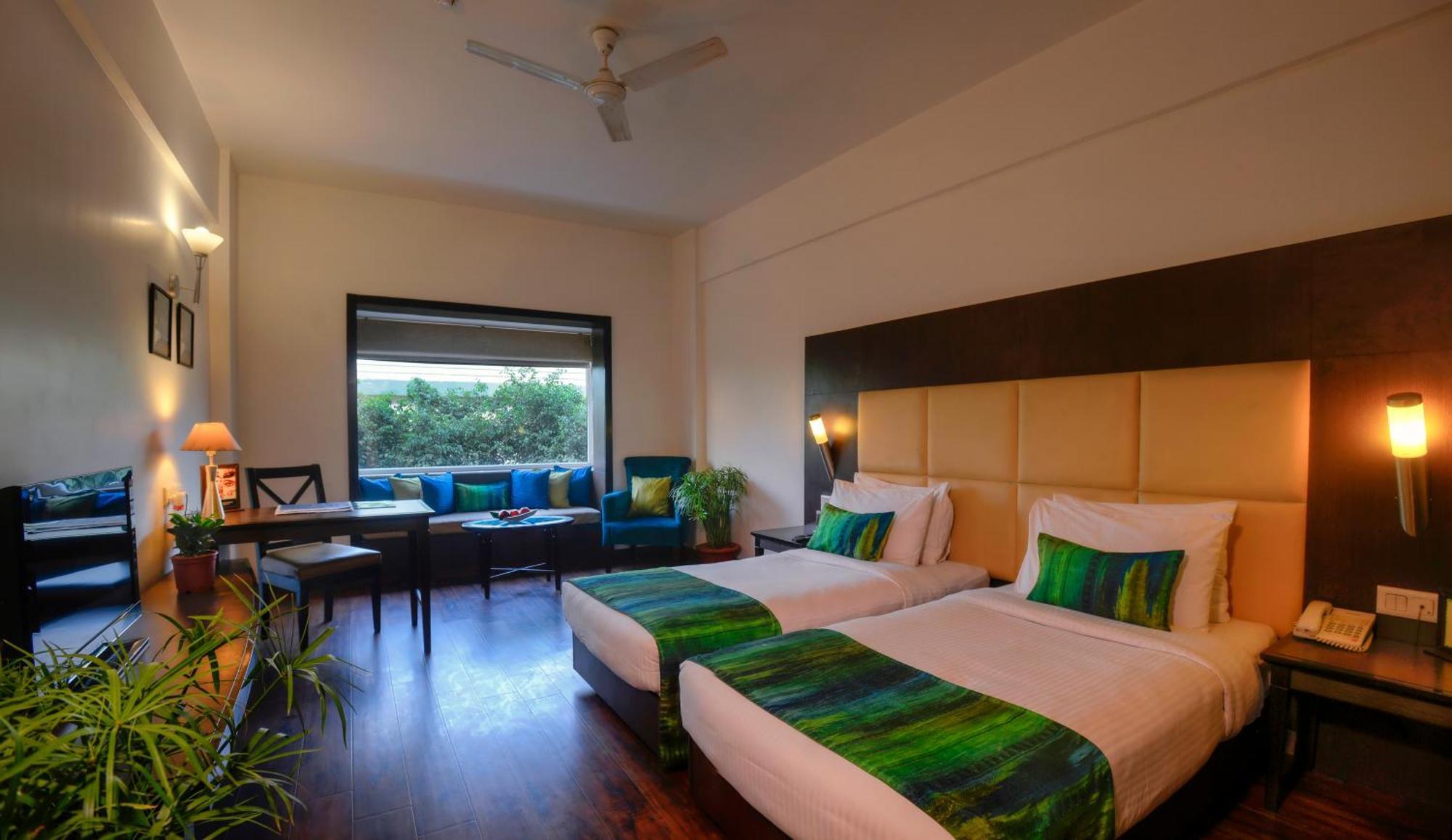 Treehouse Hotel Club & Spa Dharuhera Exterior photo